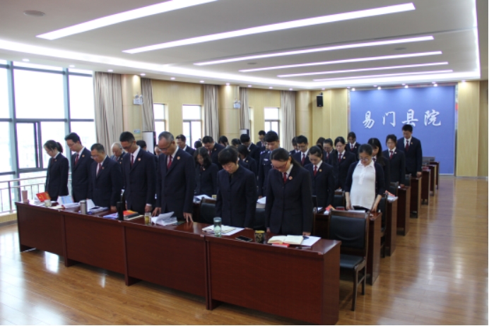 清明緬懷先烈 推進英模學習教育走心走實